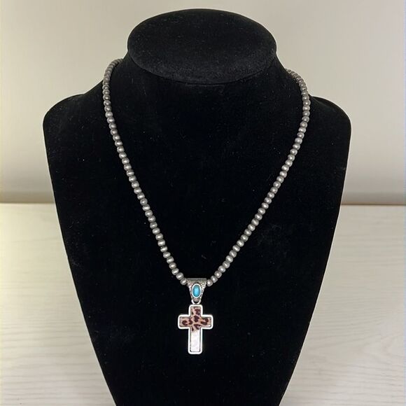 Cross Necklace, NWT - Picture 2 of 4